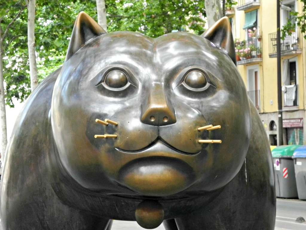 Rambla del Raval. Gato de Botero.